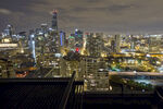 城市璀璨夜景俯瞰图