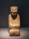古代跪坐陶俑