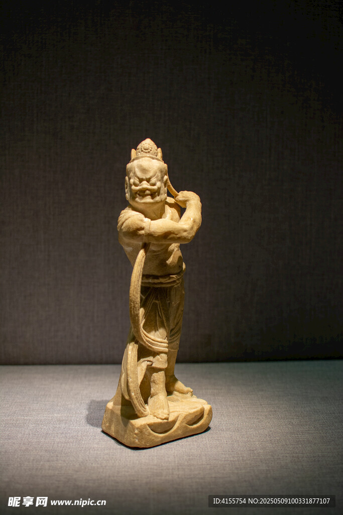 古代人物陶俑雕塑展示