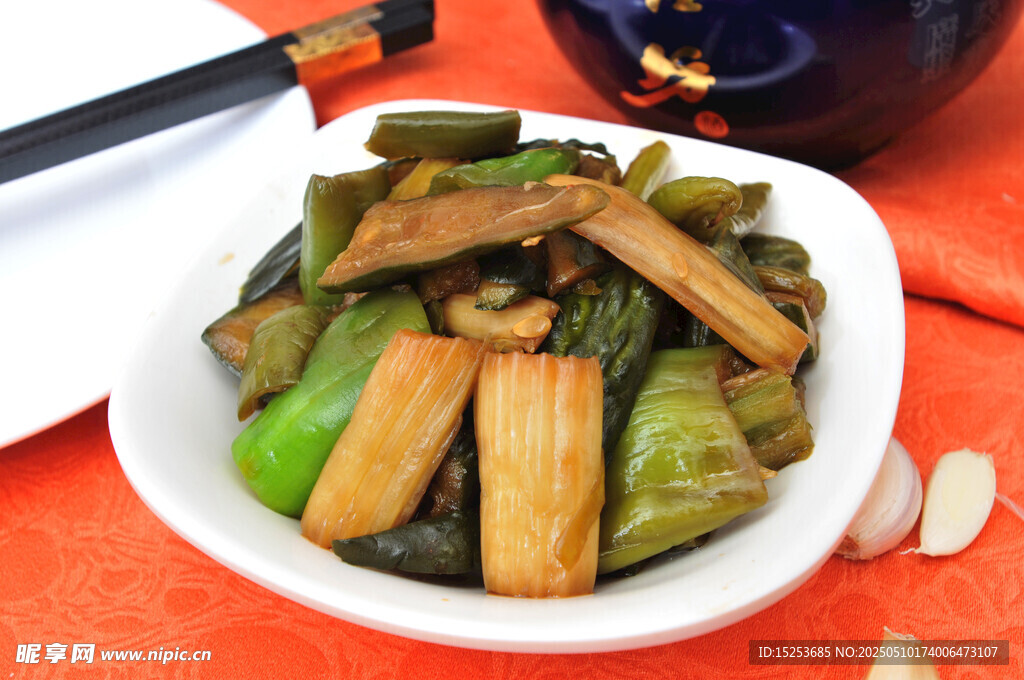 腌酸菜青椒
