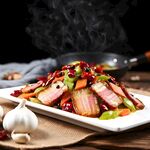 杂蔬炒腊肉