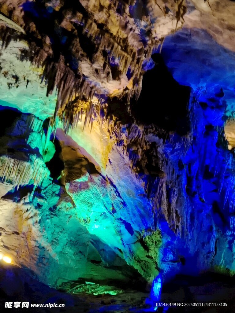 梦幻溶洞景观