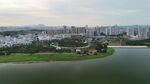 湖畔城市风光美景