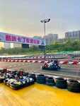 欢乐卡丁车赛场激情时刻