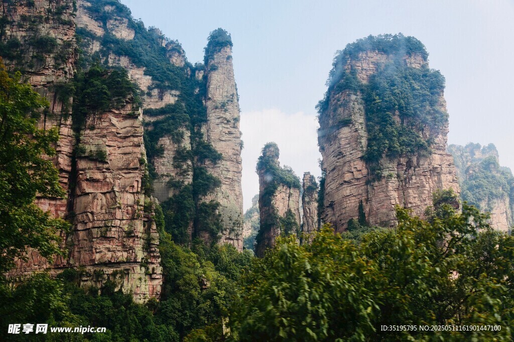 张家界奇峰异石景观