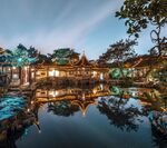 湖畔古建夜景 静谧美好