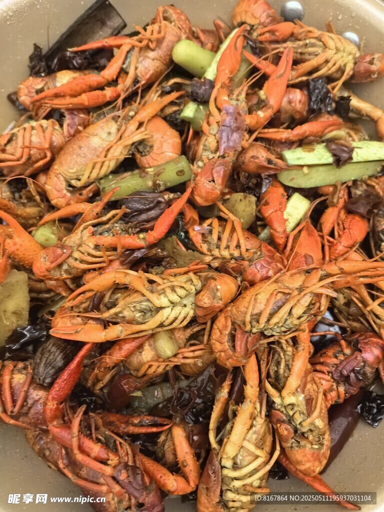 美味香辣小龙虾大拼盘