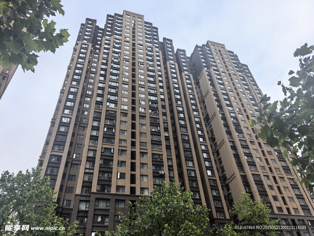 高层住宅楼外观景观