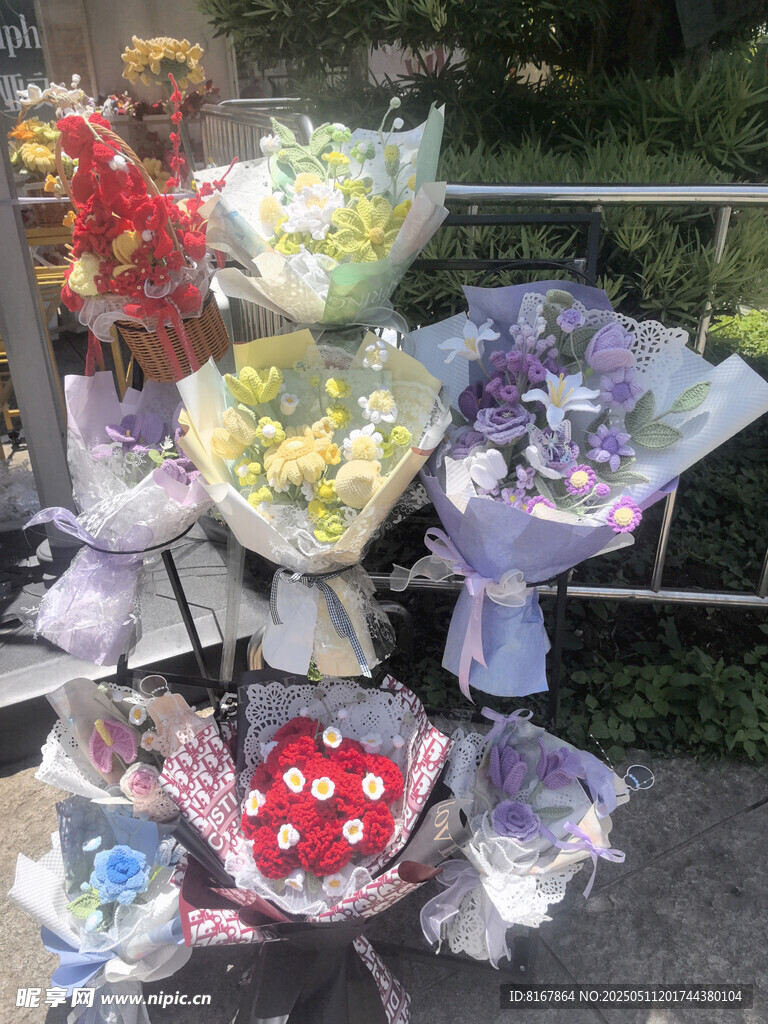 多彩鲜花束展示