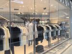 时尚服装店陈列展示