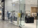 时尚服装店内部陈列展示