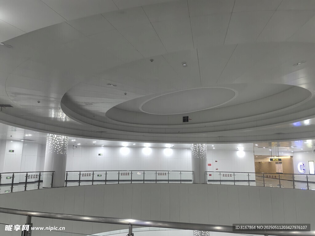 现代风格室内圆形空间场景