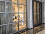 现代玻璃商铺门外观展示