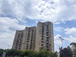 高层住宅楼外观风景