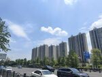 城市住宅区与停车场景象
