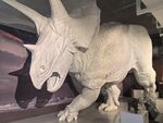 三角龙恐龙化石模型展示