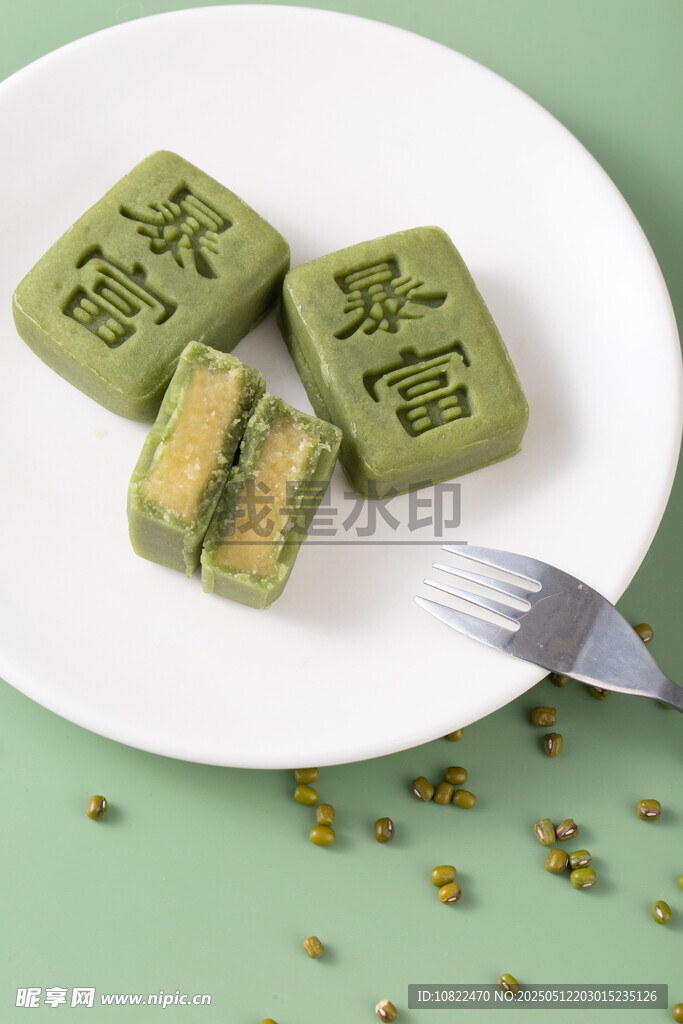 平安暴富绿豆茶糕