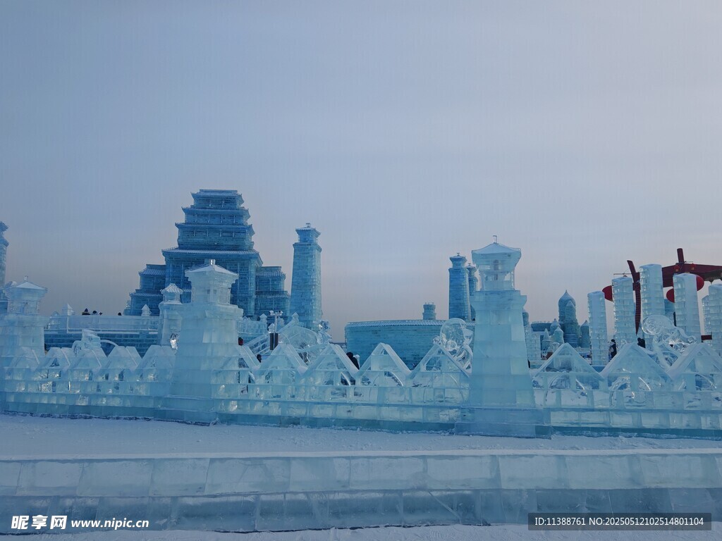 冰雪城市景观