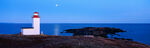 海边灯塔夜景