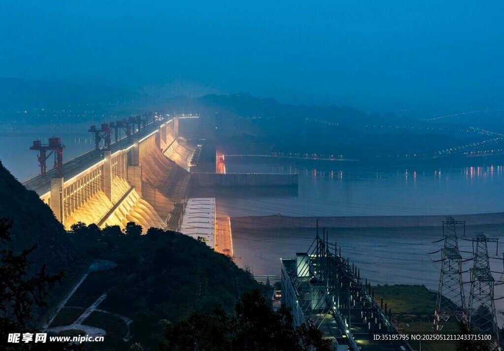 三峡大坝夜景壮观景象