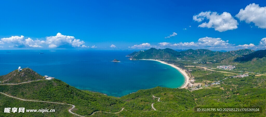 美丽海滨风光全景图