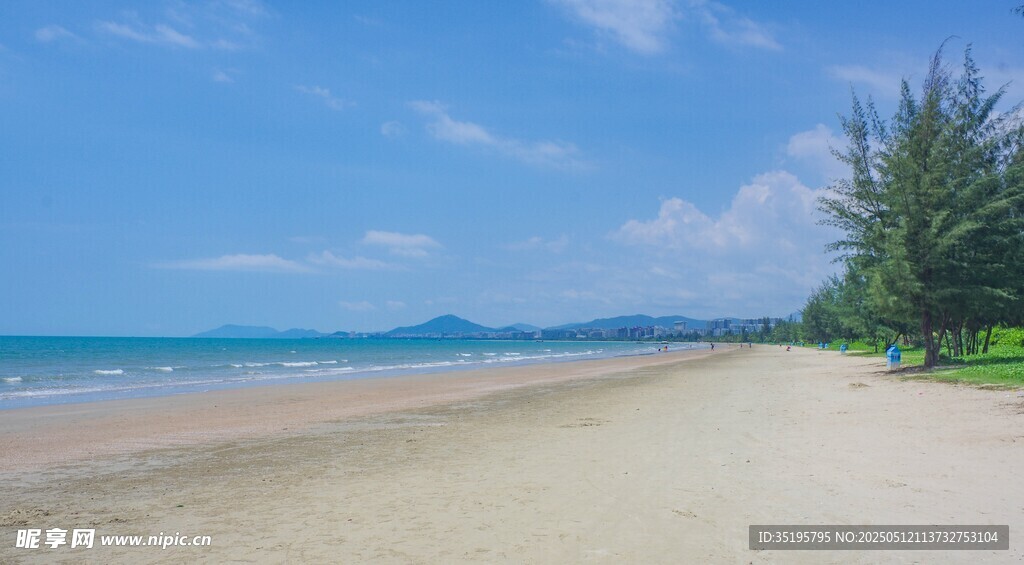 美丽海滨沙滩风景