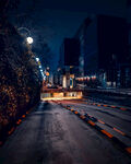 夜晚城市道路施工场景