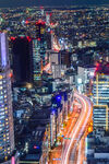城市璀璨夜景与繁忙交通