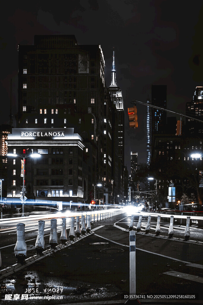 城市夜晚道路灯光景象