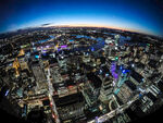 城市璀璨夜景俯瞰图