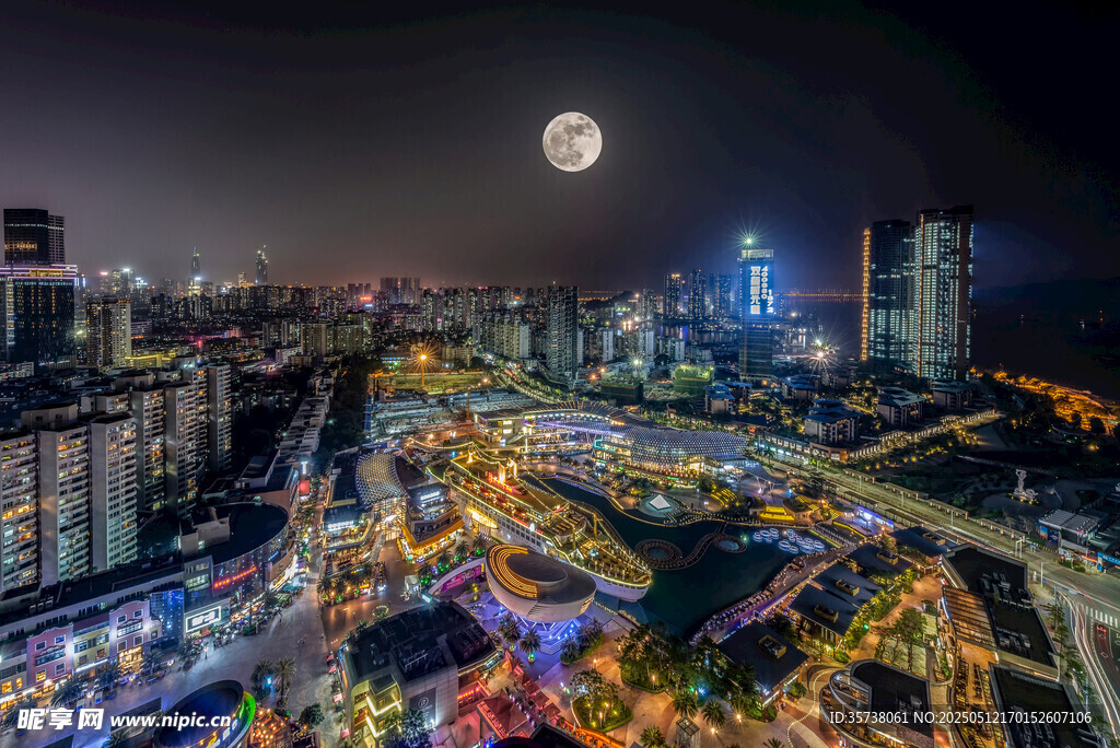 月夜下的繁华都市夜景