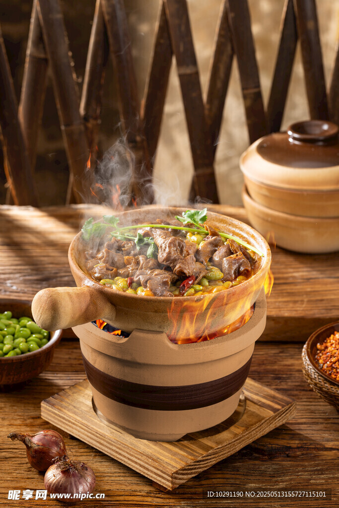 砂锅青豆肥肠