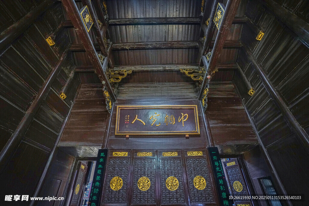 中式古建筑内部精美装饰