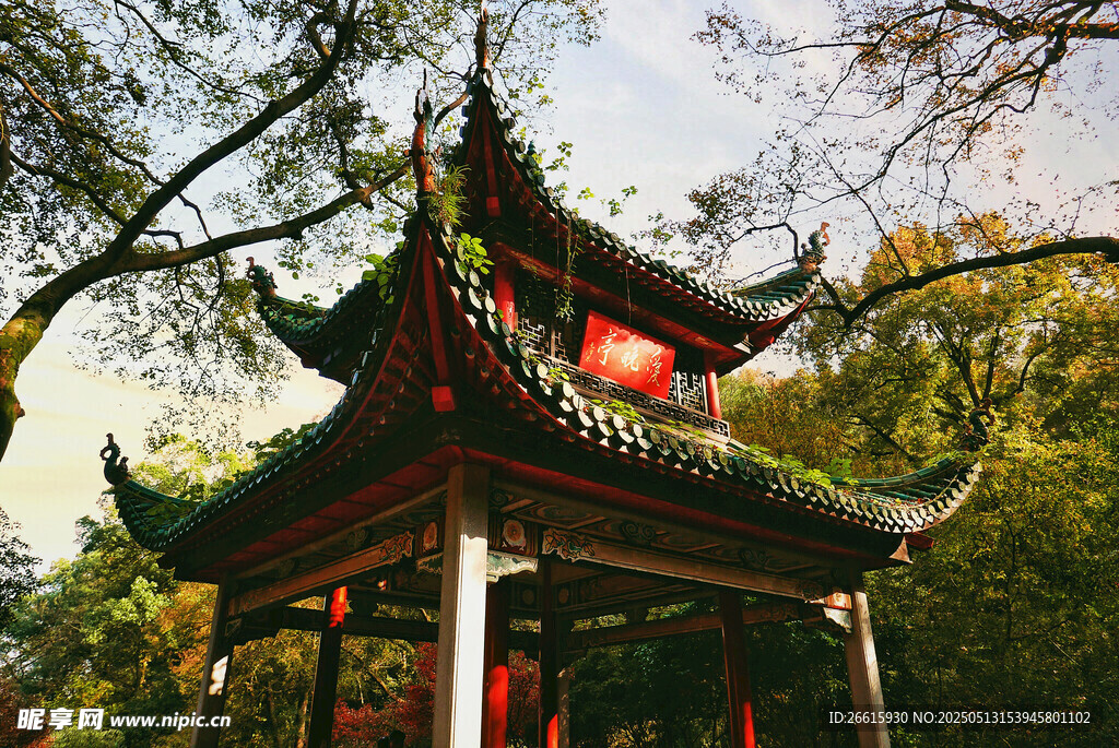 古色古香中式凉亭