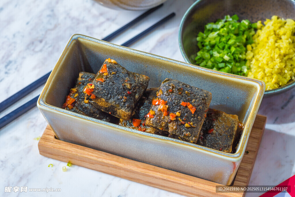 美味臭豆腐 诱人小吃