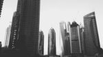 黑白都市高楼景观