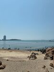海滨沙滩景色宜人