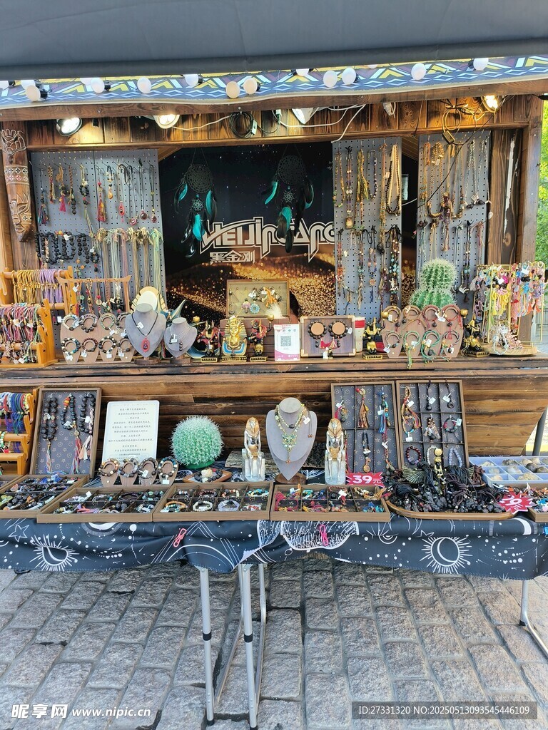 精美古玩摆件展示