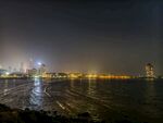 城市海滨璀璨夜景