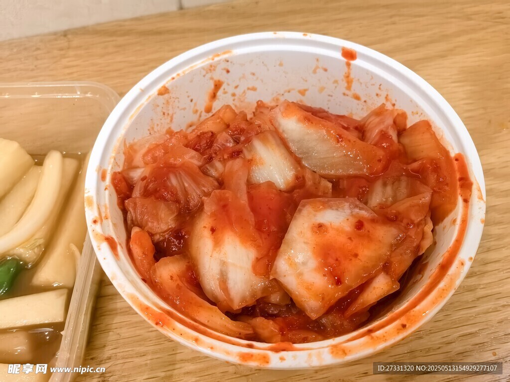 韩式辣酱腌制的美味泡菜