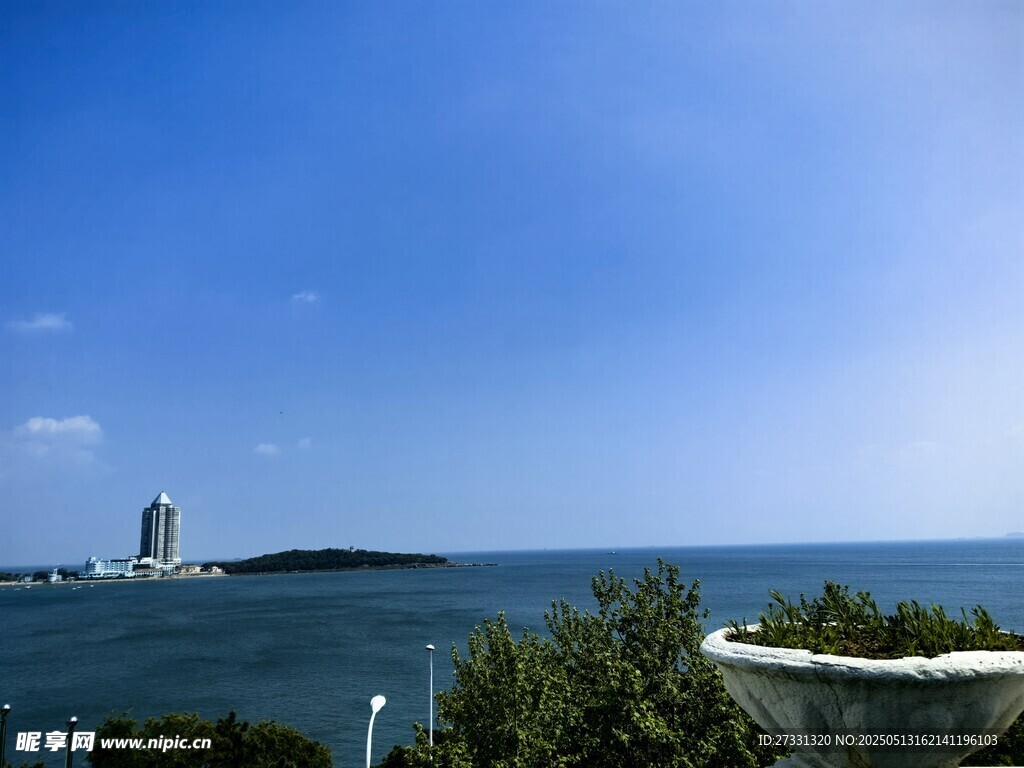 海滨美景远眺