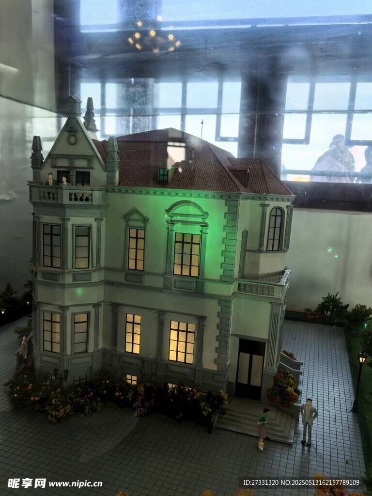 精致复古建筑模型展示