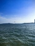 碧海蓝天远眺城市景观