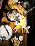 丰盛餐桌美食聚会场景