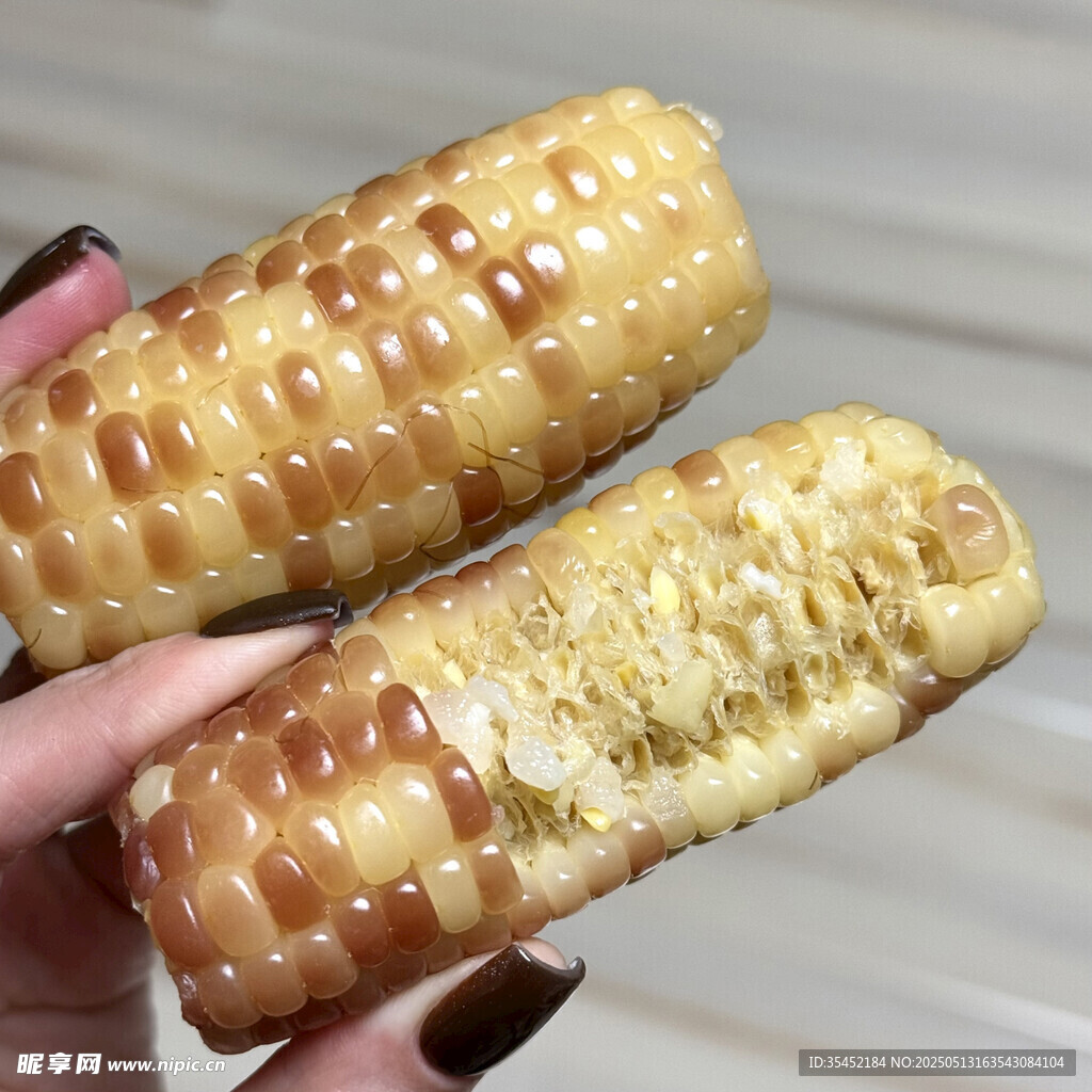 烤玉米