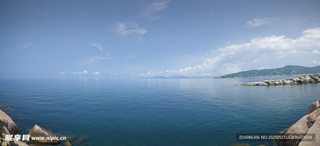 上川岛海边辽阔美景全景图