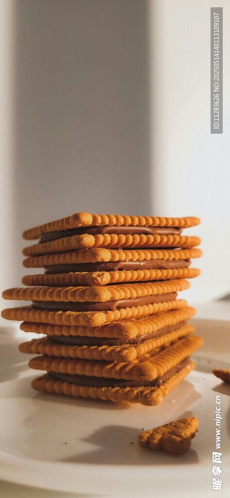 堆叠的美味夹心饼干