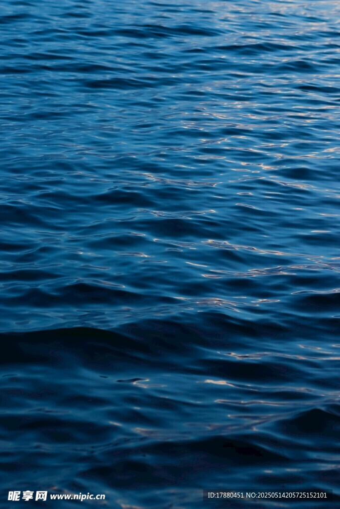 水面