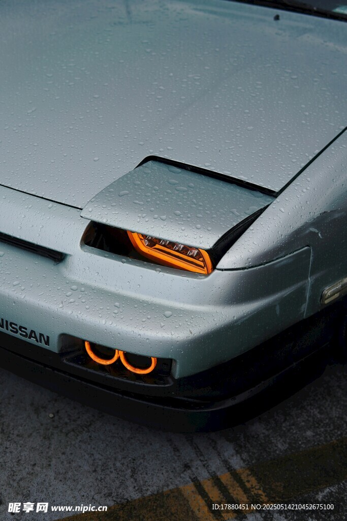 跑车