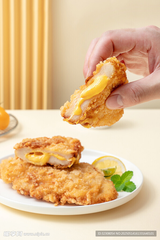 香酥炸鸡排诱人美食时刻